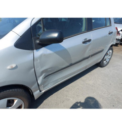 Serrure avant gauche TOYOTA YARIS 2