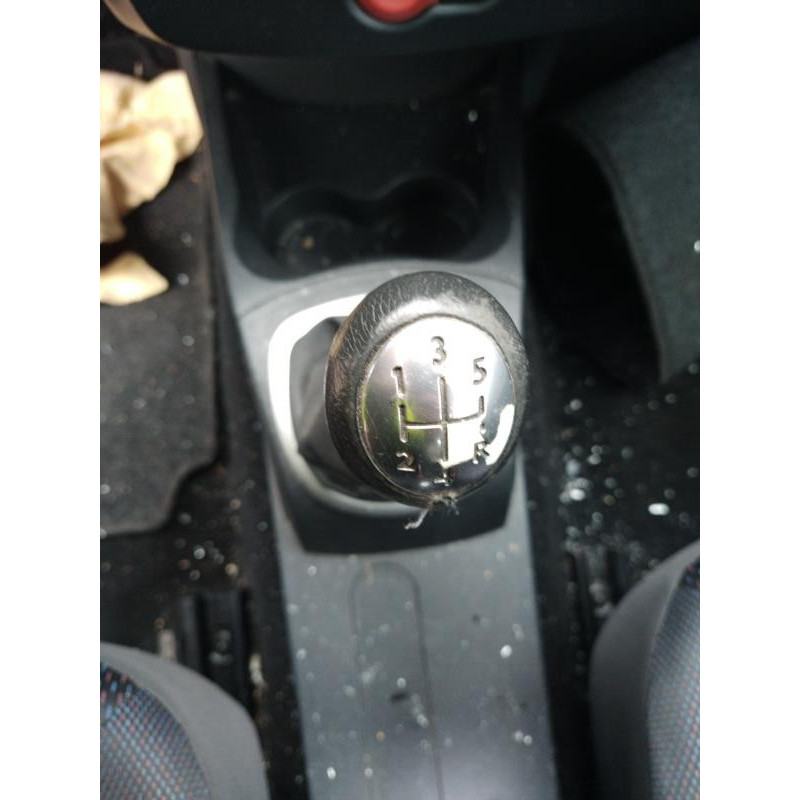 Poignee interieur arriere droit RENAULT CLIO 3 Photo n°10