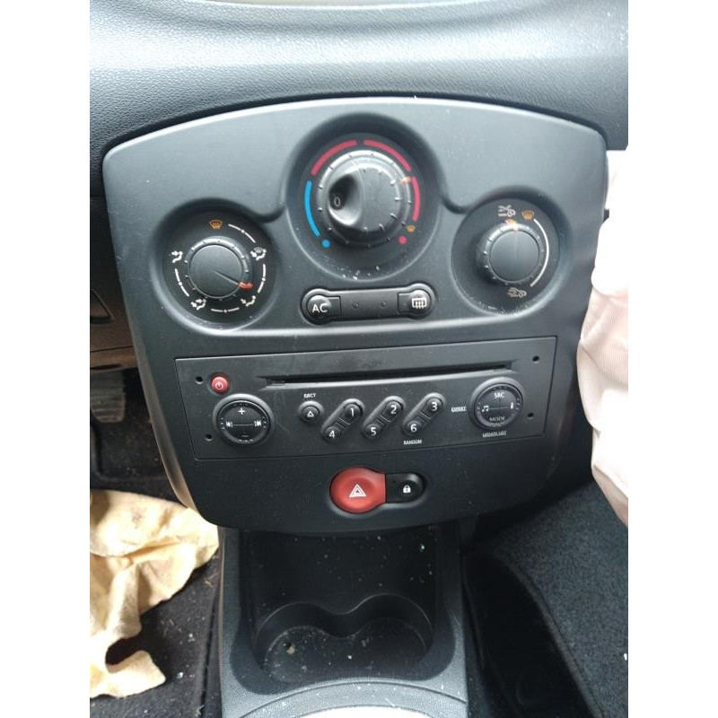 Poignee interieur arriere droit RENAULT CLIO 3 Photo n°16