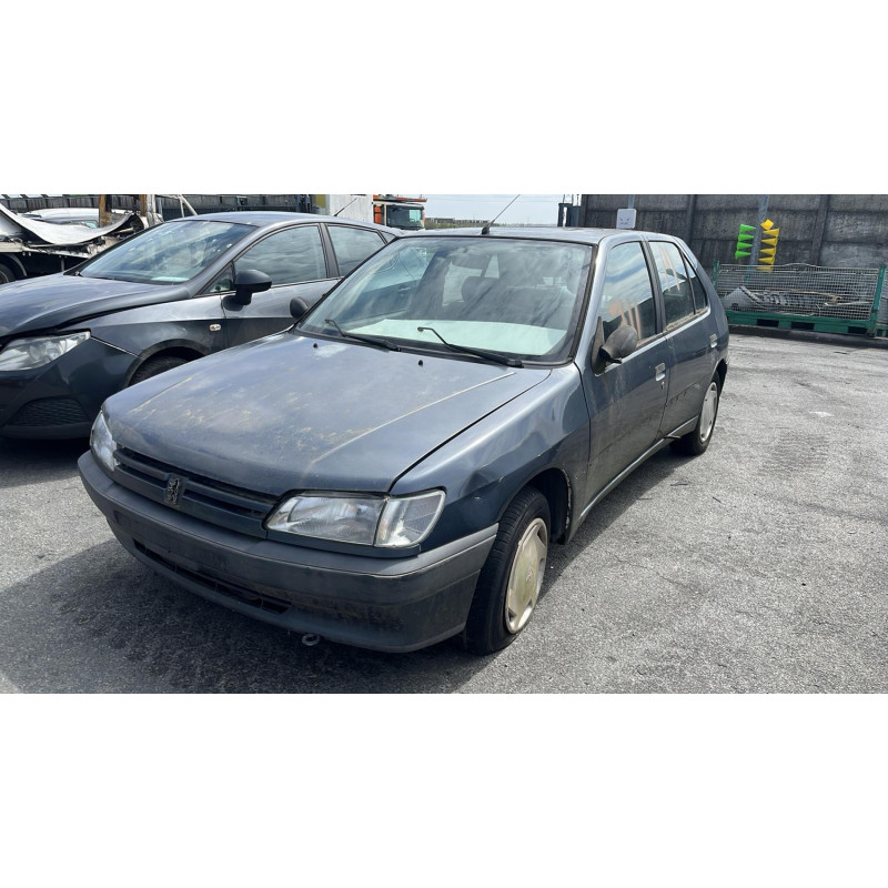 Porte avant gauche PEUGEOT 306 Photo n°16