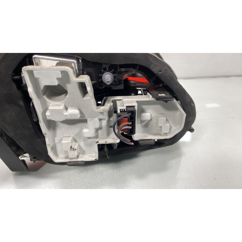 Feu arriere secondaire droit (feux) VOLKSWAGEN GOLF Photo n°3