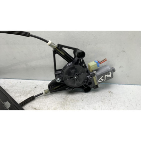 Leve vitre electrique avant droit VOLKSWAGEN GOLF