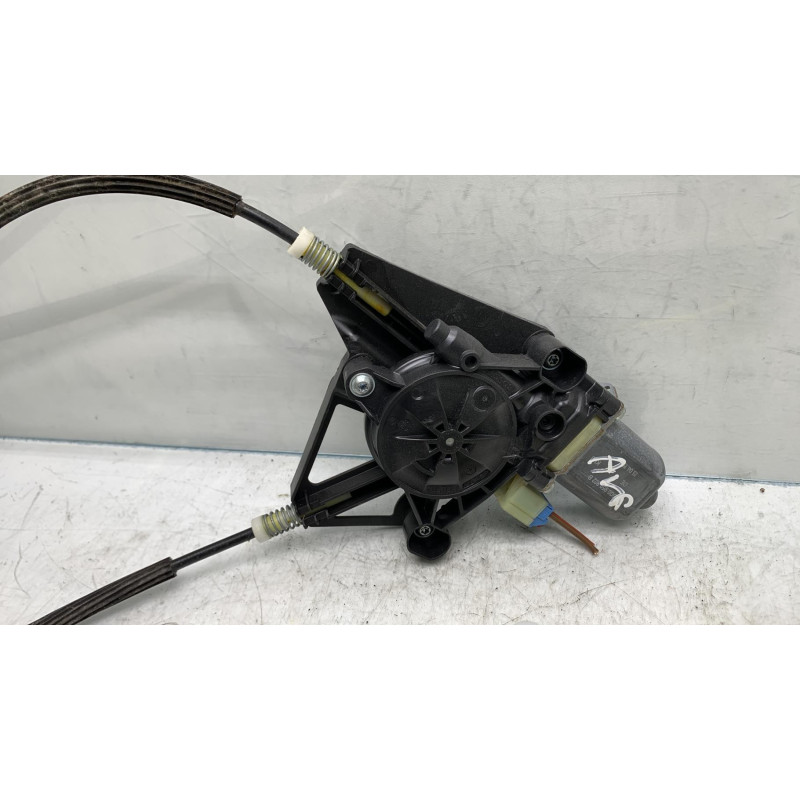 Leve vitre electrique avant gauche VOLKSWAGEN GOLF Photo n°4