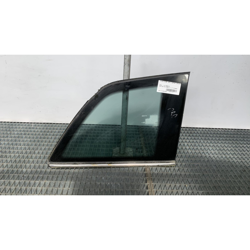 Custode arriere droit OPEL ZAFIRA B Photo n°1
