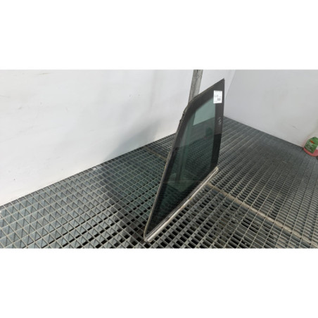 Custode arriere droit OPEL ZAFIRA B