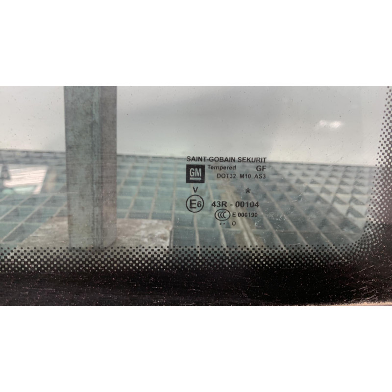 Custode arriere droit OPEL ZAFIRA B Photo n°3