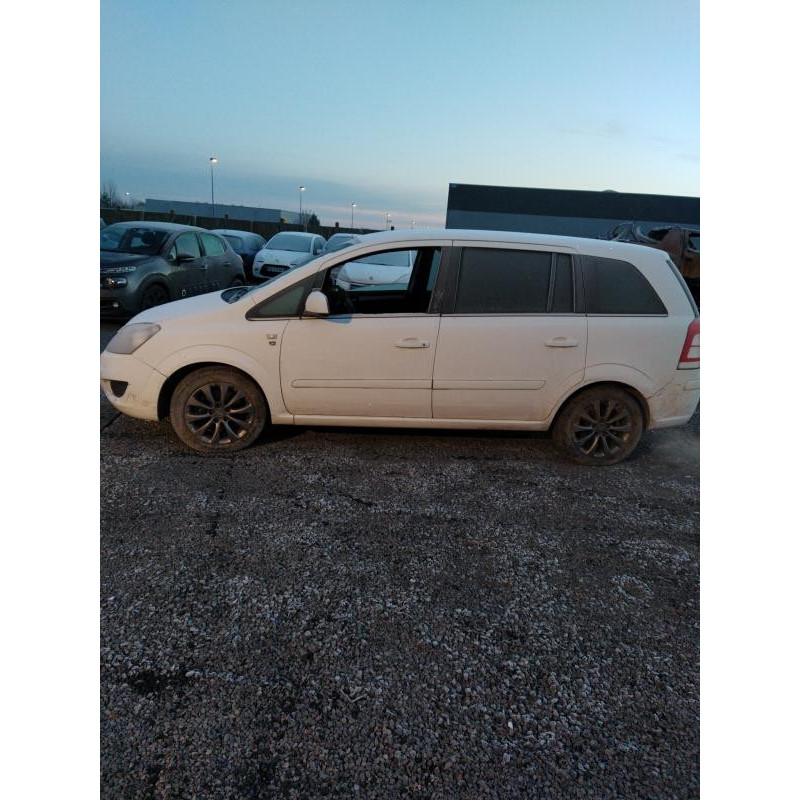 Retroviseur gauche OPEL ZAFIRA B Photo n°16