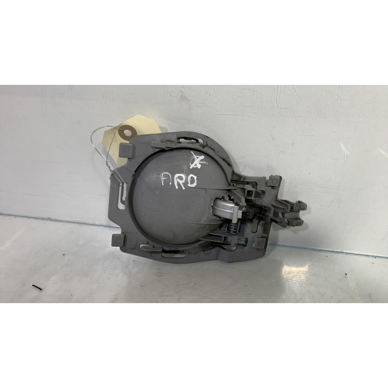 Poignee interieur arriere droit CITROEN C3 1 Photo n°4