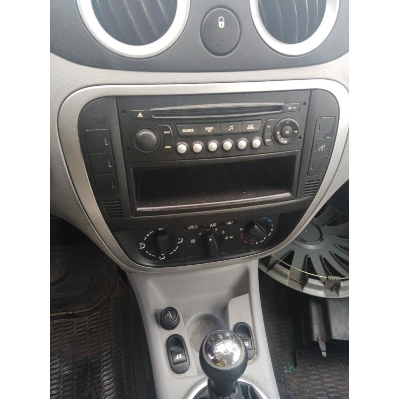 Poignee interieur arriere droit CITROEN C3 1 Photo n°10