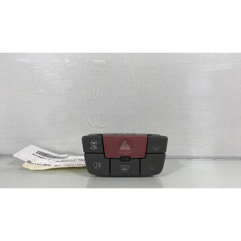 Bouton de warning FIAT PANDA 2 Photo n°3