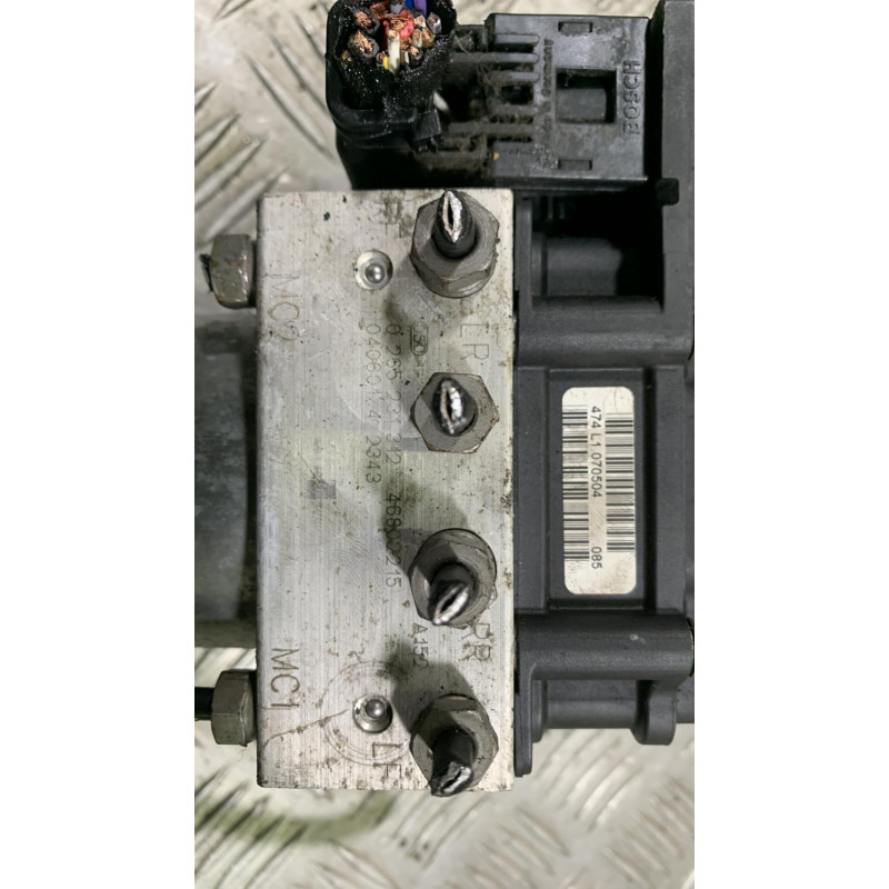 Bloc ABS (freins anti-blocage) FIAT PANDA 2 Photo n°2