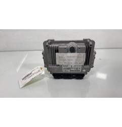 Calculateur moteur PEUGEOT 308 1 Photo n°1