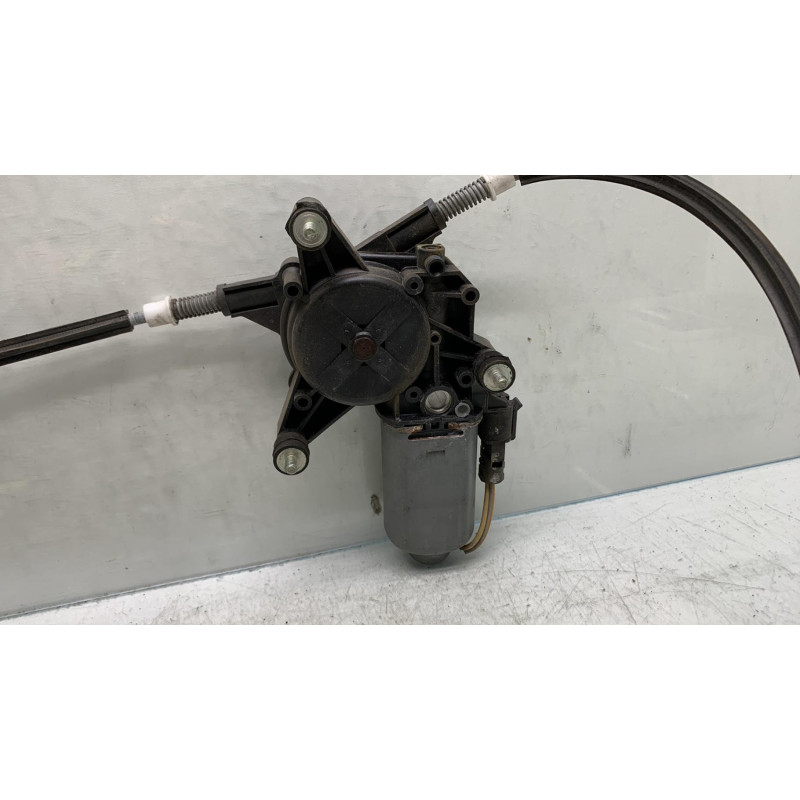 Leve vitre electrique avant droit RENAULT MEGANE 1 Photo n°2