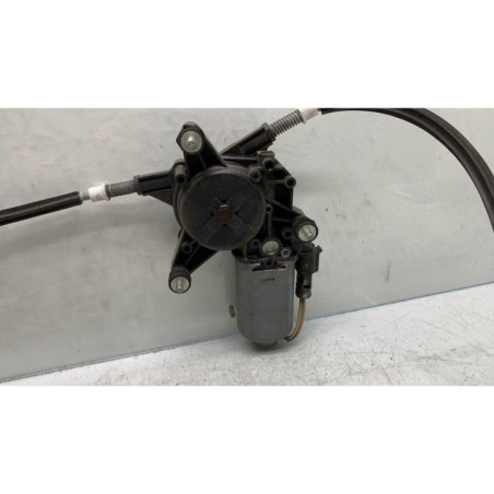 Leve vitre electrique avant droit RENAULT MEGANE 1