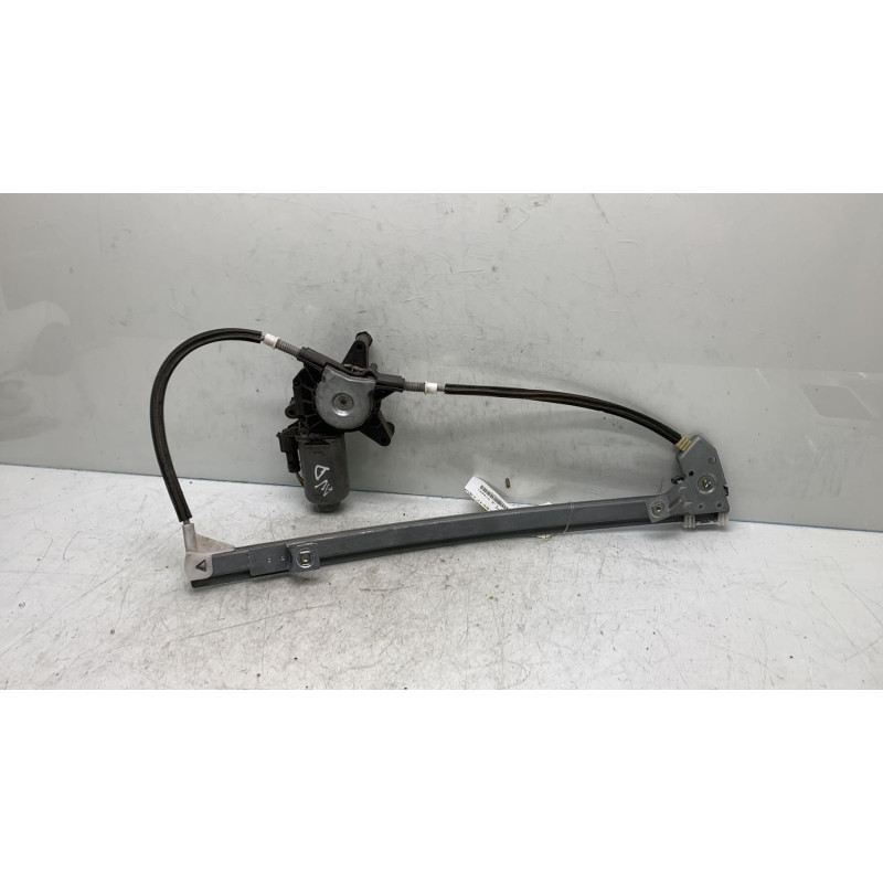 Leve vitre electrique avant droit RENAULT MEGANE 1 Photo n°3