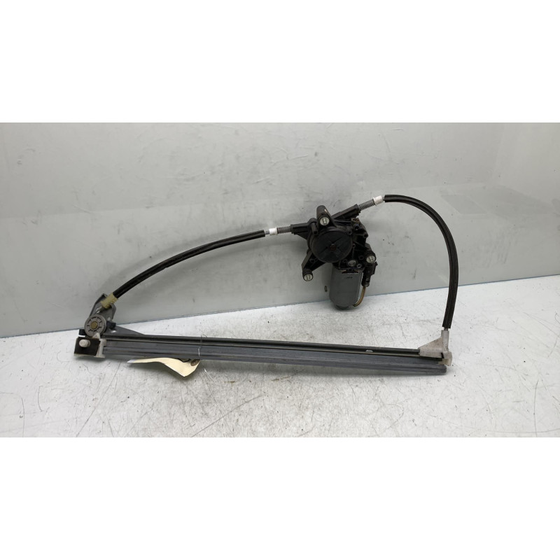 Leve vitre electrique avant droit RENAULT MEGANE 1 Photo n°4