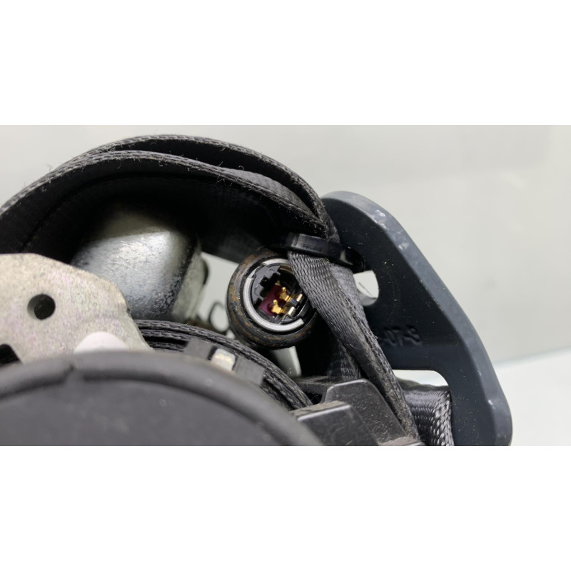 Pretensionneur de ceinture avant droit PEUGEOT 407 Photo n°2