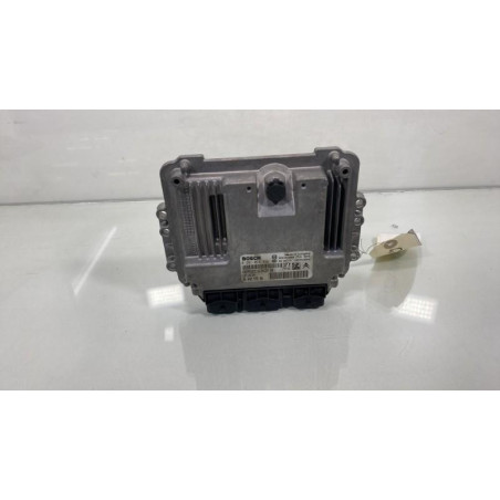Calculateur moteur PEUGEOT 407