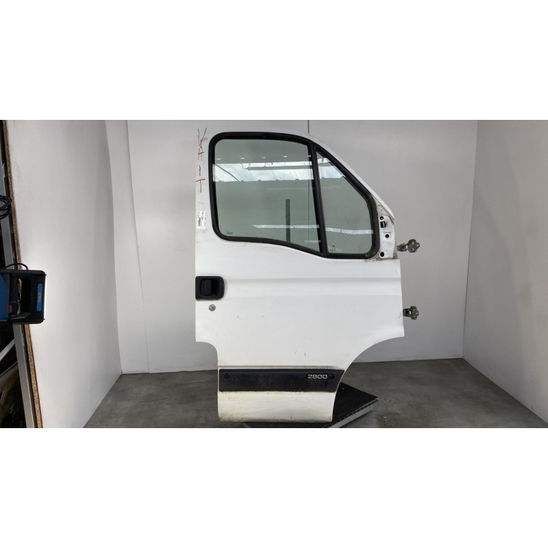 Porte avant droit OPEL MOVANO A Photo n°4