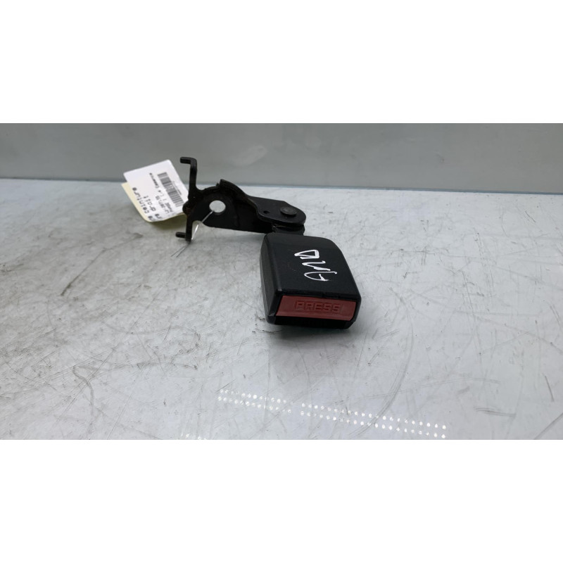 Attache ceinture arriere droit RENAULT MEGANE 3 Photo n°3