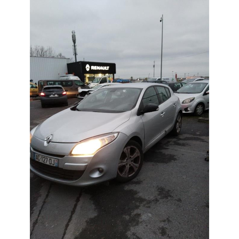 Demarreur RENAULT MEGANE 3 Photo n°5