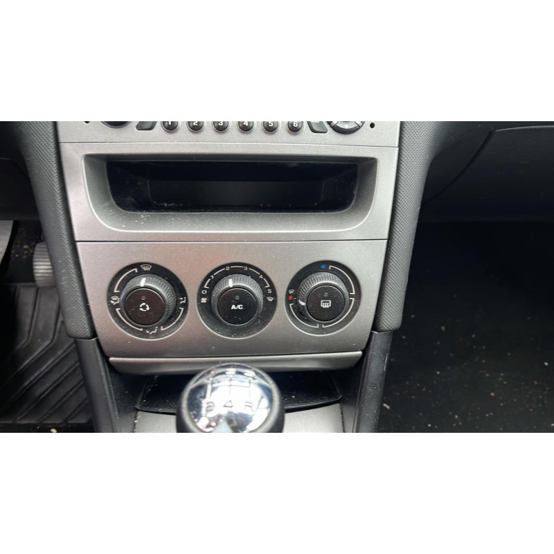Boitier BSI PEUGEOT 308 1 Photo n°14