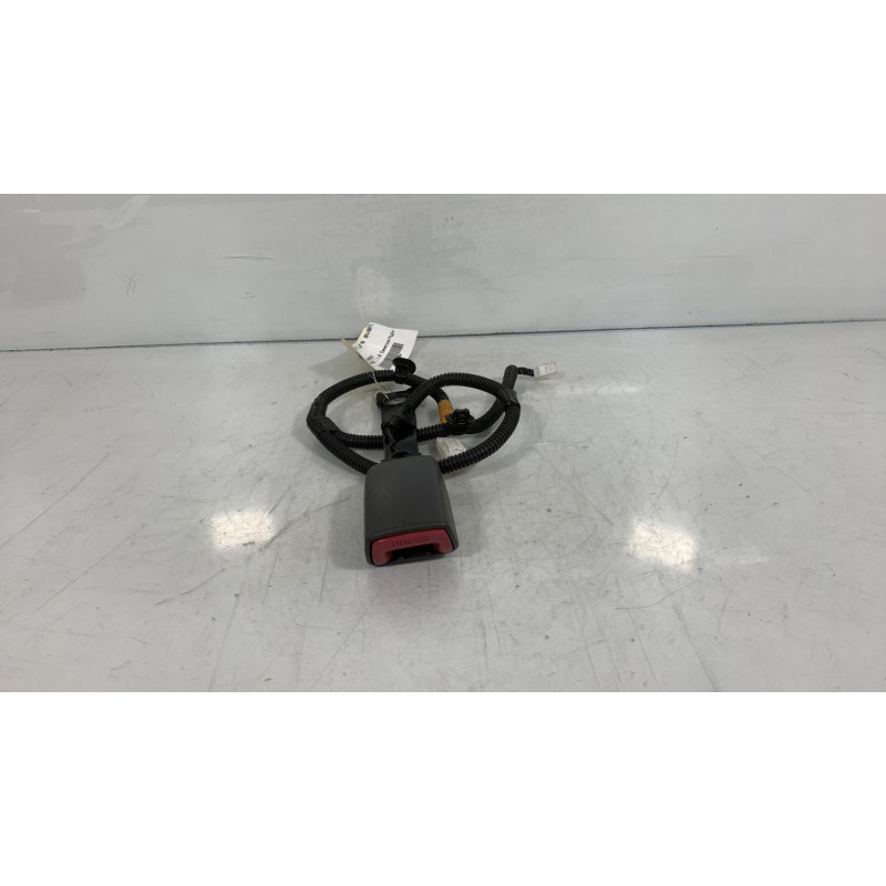 Attache ceinture avant droit TOYOTA PRIUS 3 Photo n°1
