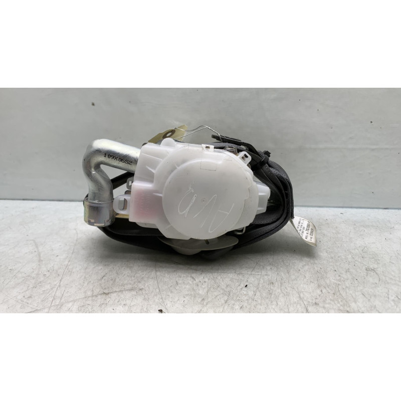 Pretensionneur de ceinture avant droit TOYOTA PRIUS 3 Photo n°4