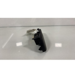 Interrupteur de leve vitre arriere droit TOYOTA PRIUS 3