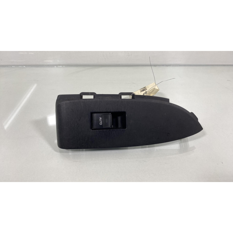 Interrupteur de leve vitre avant droit TOYOTA PRIUS 3 Photo n°2