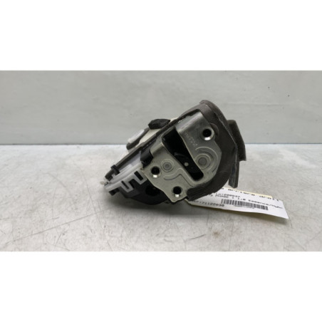 Serrure arriere droit TOYOTA PRIUS 3