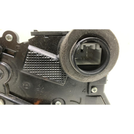 Serrure avant droit TOYOTA PRIUS 3