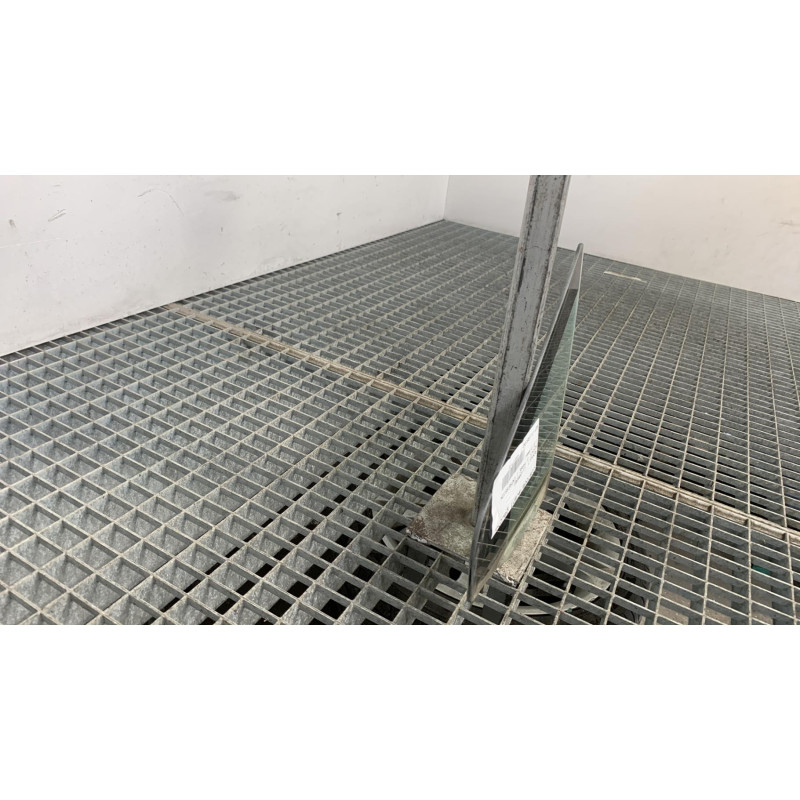 Custode avant gauche (porte) RENAULT SCENIC 3 Photo n°1