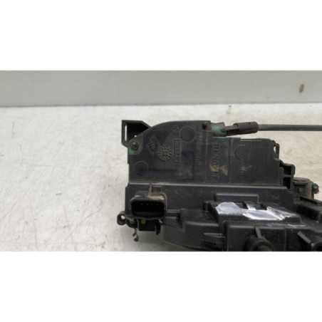 Serrure avant droit RENAULT SCENIC 3