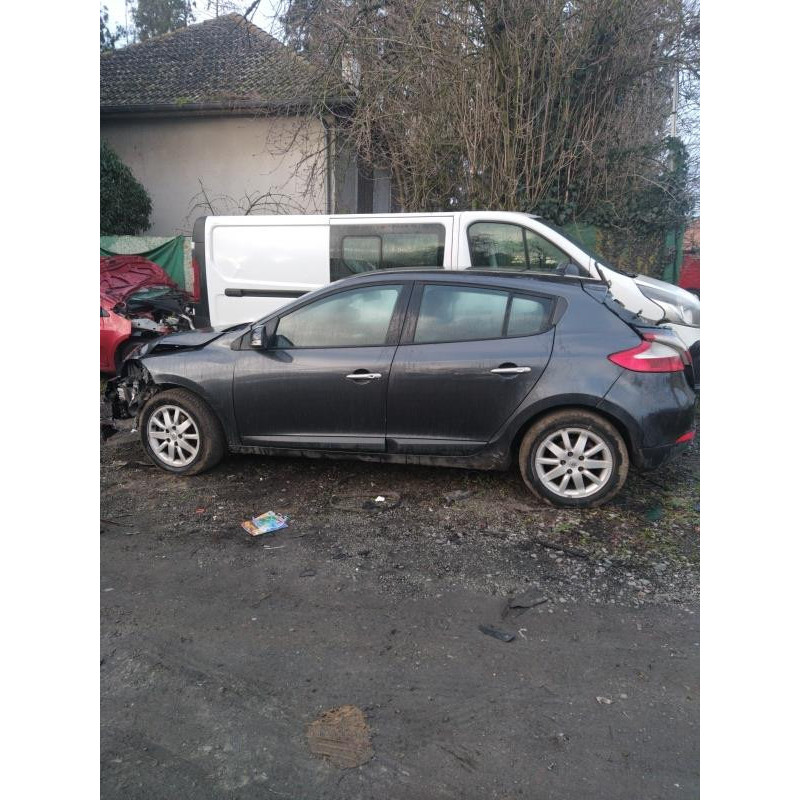 Pretensionneur de ceinture avant droit RENAULT MEGANE 3 Photo n°9