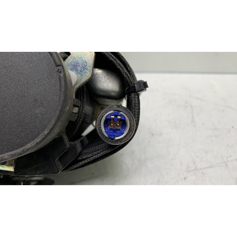 Pretensionneur de ceinture avant gauche PEUGEOT 308 1 SW Photo n°2