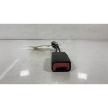 Attache ceinture arriere gauche MERCEDES CLASSE CLS 219