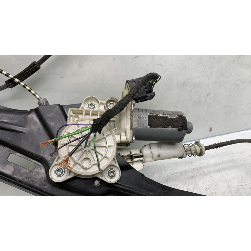 Leve vitre electrique avant droit MERCEDES CLASSE CLS 219 Photo n°8