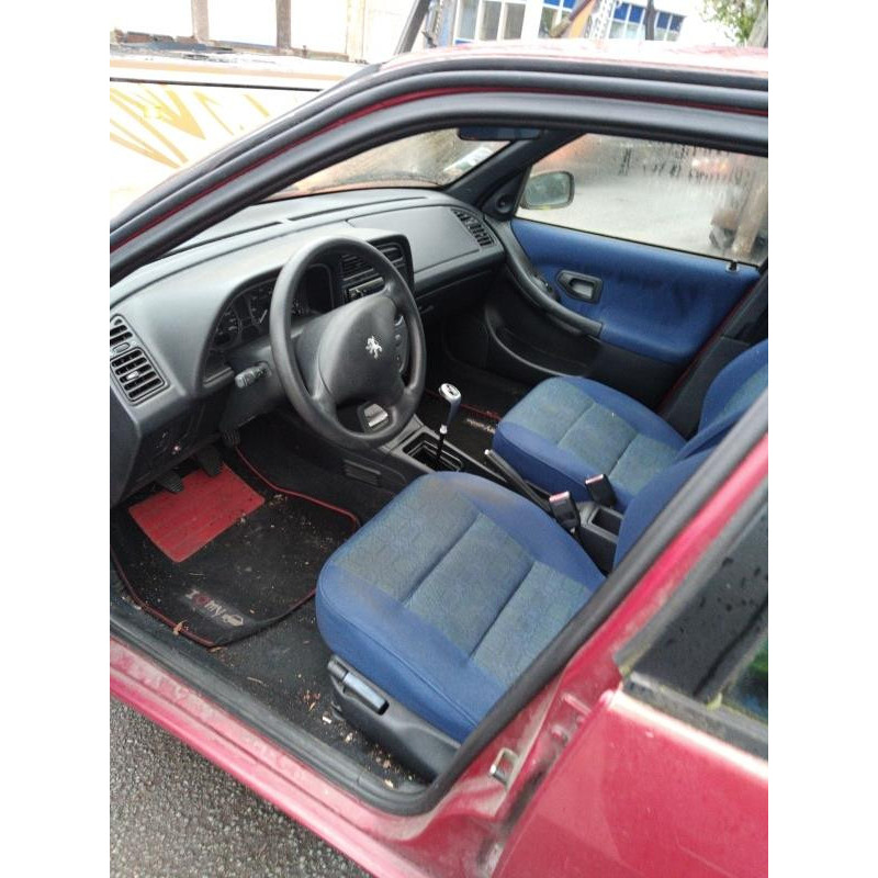 Attache ceinture arriere droit PEUGEOT 306 Photo n°16