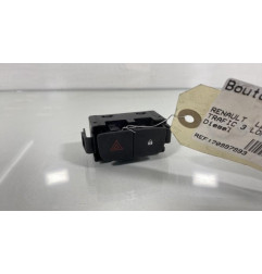 Bouton de warning RENAULT TRAFIC 3