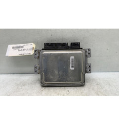 Calculateur moteur RENAULT CLIO 3
