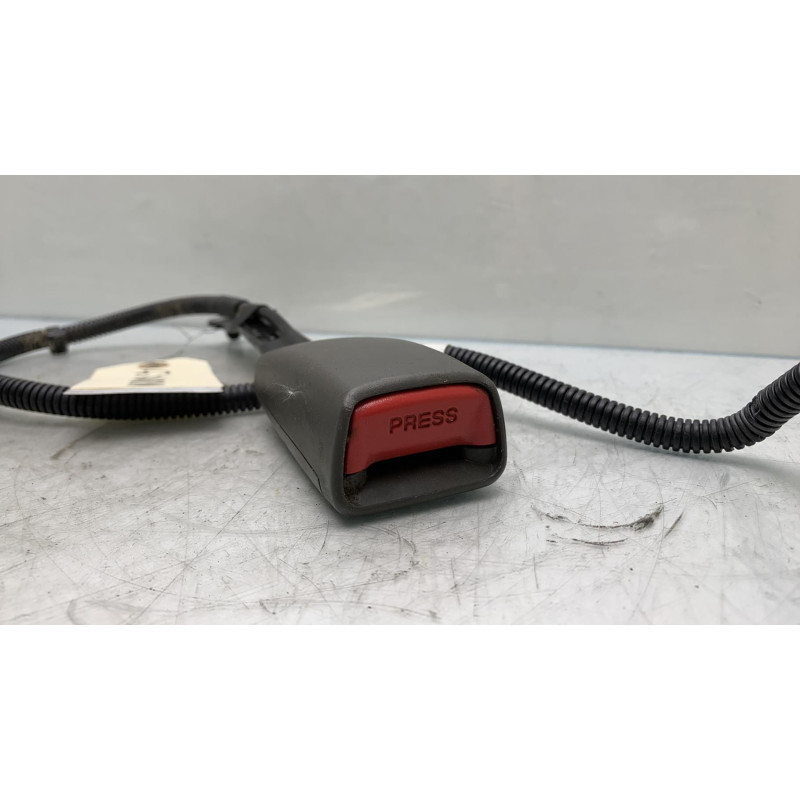 Attache ceinture avant gauche KIA PICANTO 2 Photo n°2