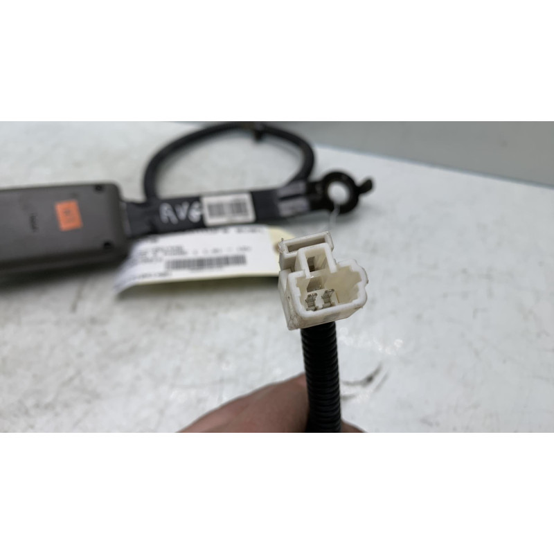 Attache ceinture avant gauche KIA PICANTO 2 Photo n°4