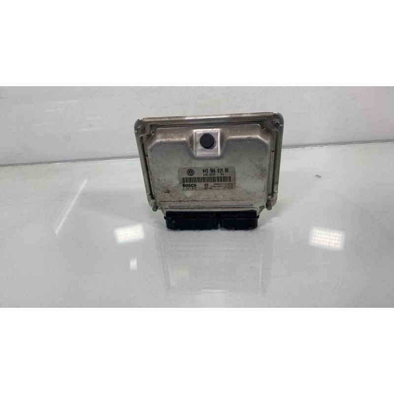 Calculateur moteur SEAT IBIZA 3 Photo n°1