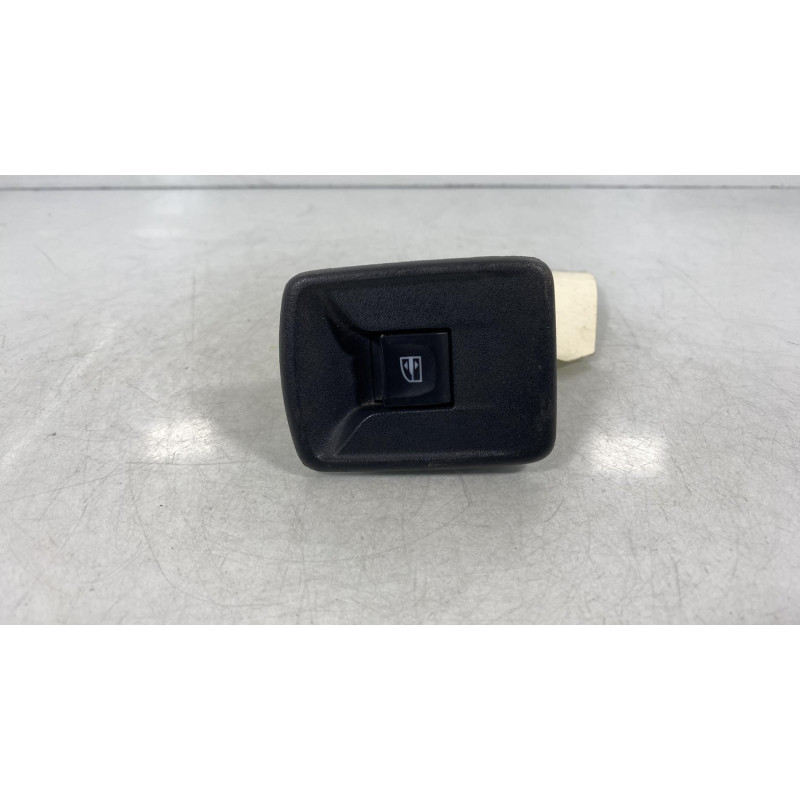 Interrupteur de leve vitre avant droit DACIA LODGY Photo n°2
