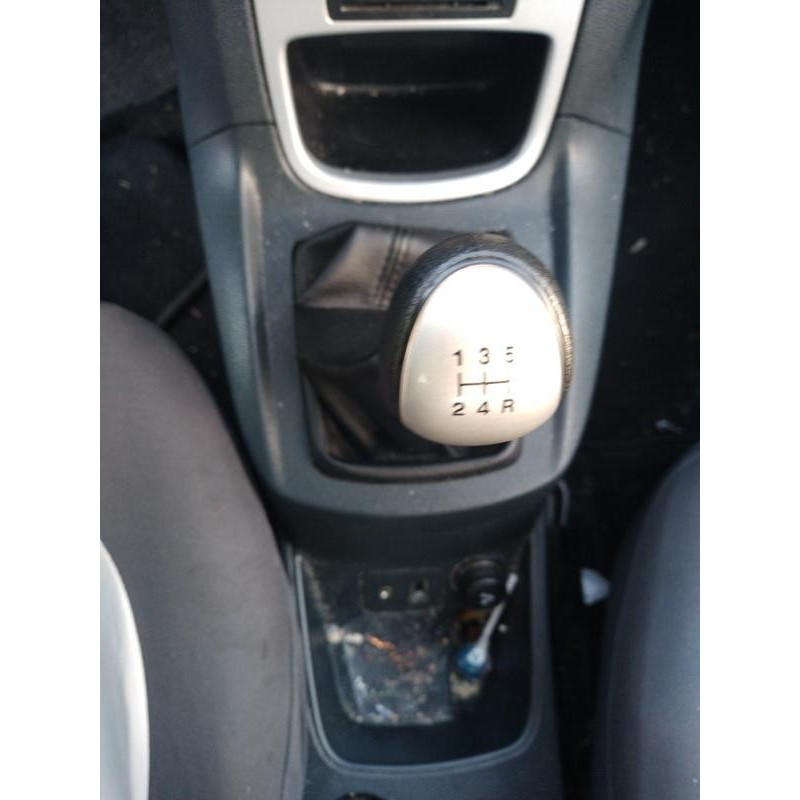 Compresseur clim FORD FIESTA 6 Photo n°7