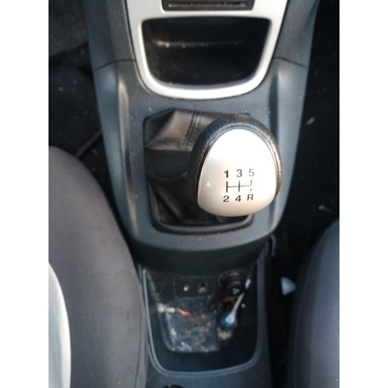 Compresseur clim FORD FIESTA 6 Photo n°12