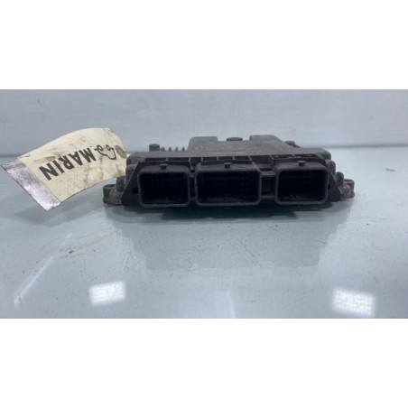 Calculateur moteur RENAULT MEGANE 2