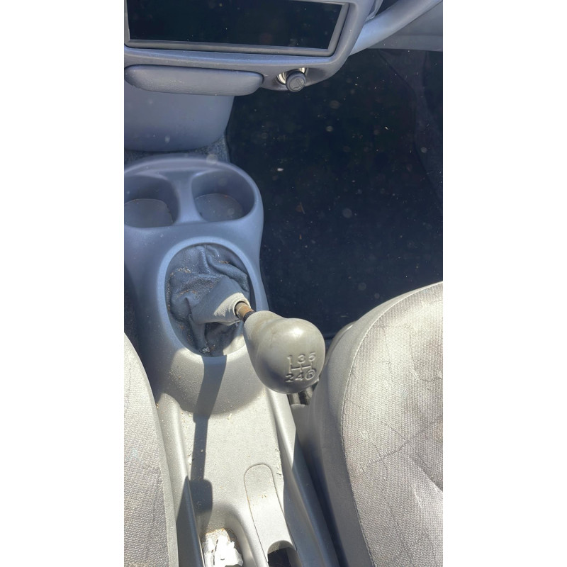 Bouton de warning TOYOTA YARIS 1 Photo n°7
