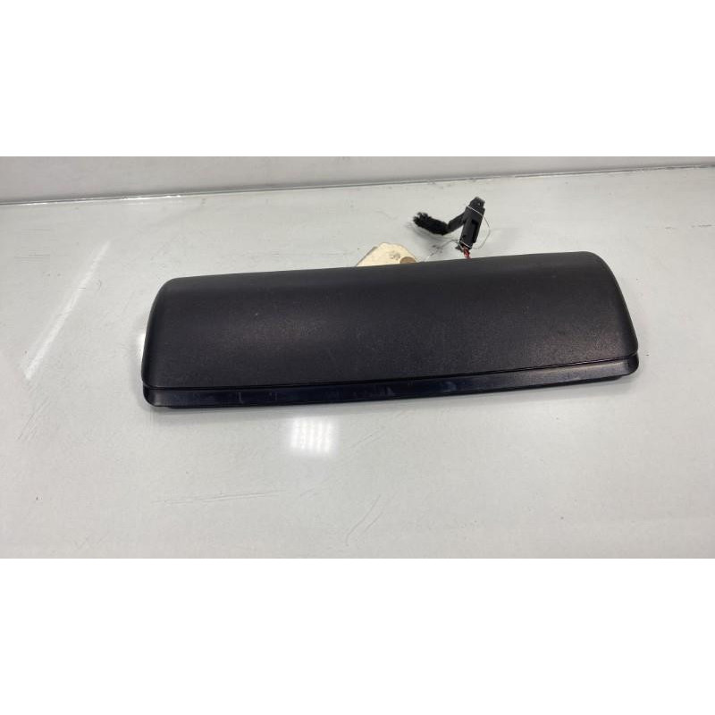 Feu arriere stop central OPEL CORSA C Photo n°2